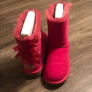 Hot pink ugg boots